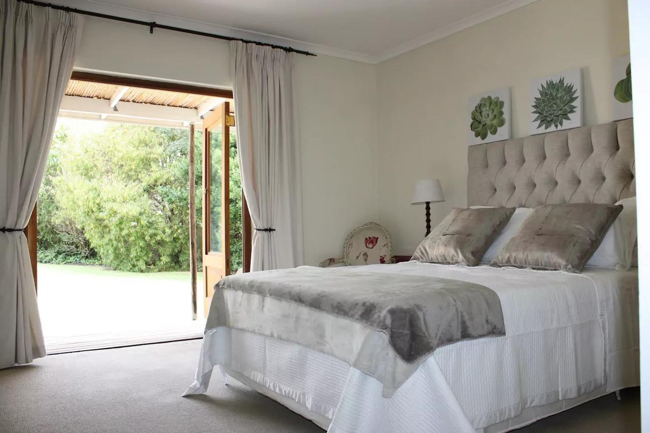 Camelot In Constantia Bed and Breakfast Κέιπ Τάουν Εξωτερικό φωτογραφία