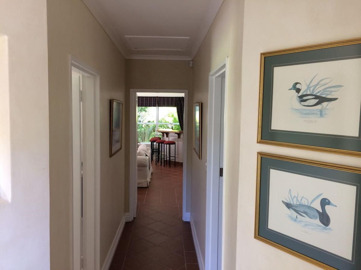 Camelot In Constantia Bed and Breakfast Κέιπ Τάουν Εξωτερικό φωτογραφία