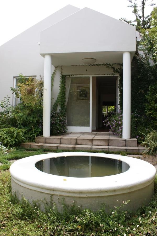 Camelot In Constantia Bed and Breakfast Κέιπ Τάουν Εξωτερικό φωτογραφία
