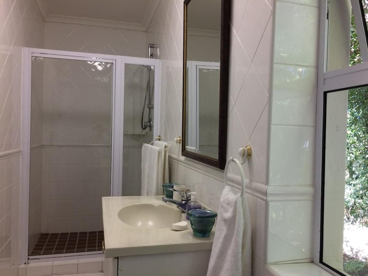 Camelot In Constantia Bed and Breakfast Κέιπ Τάουν Εξωτερικό φωτογραφία